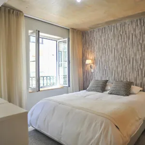 Madragoa Modern Apartment