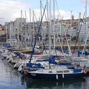 Botel Cosy Boat, Lissabon